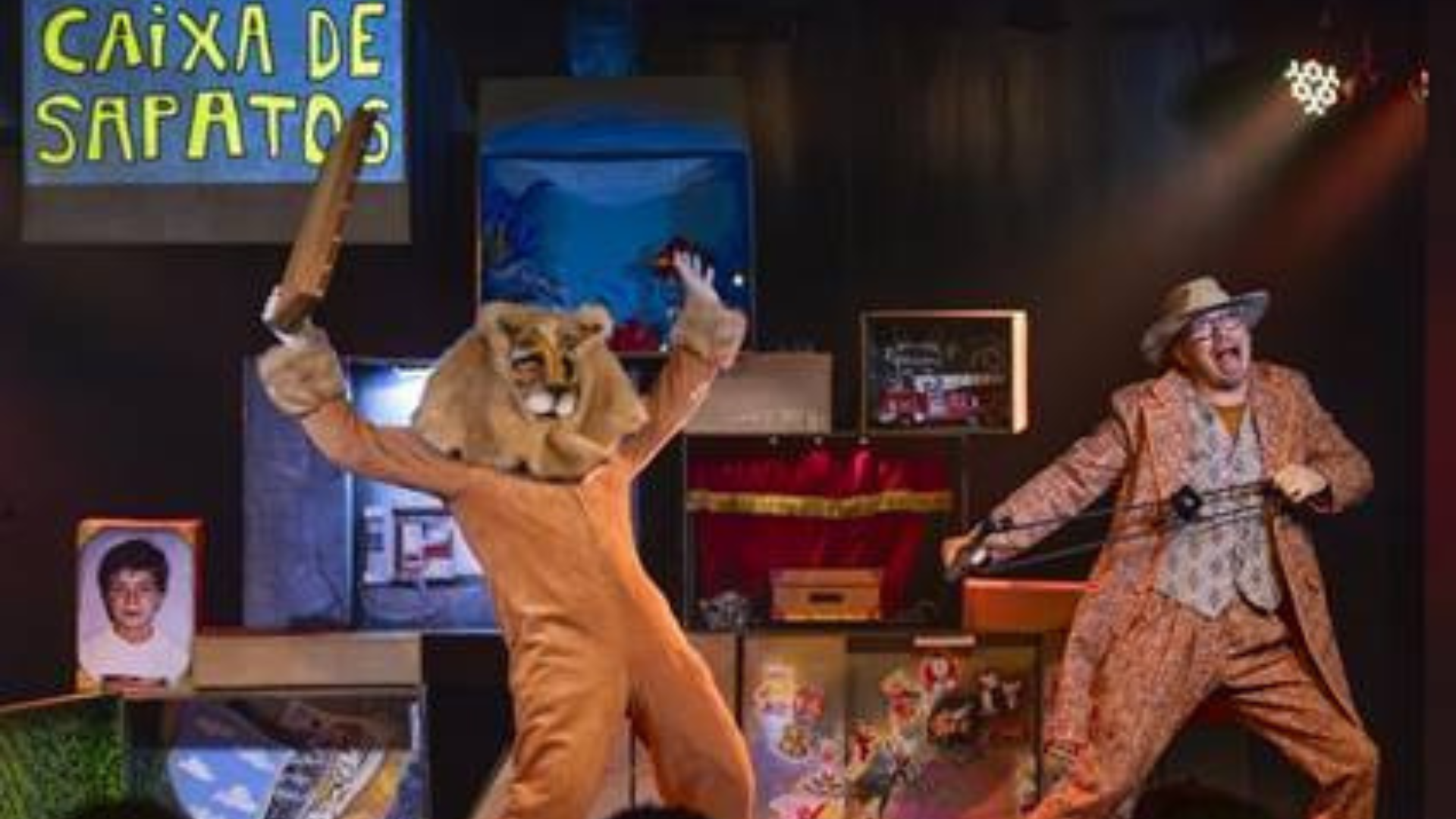 UM LEÃO NA SALA DE AULA