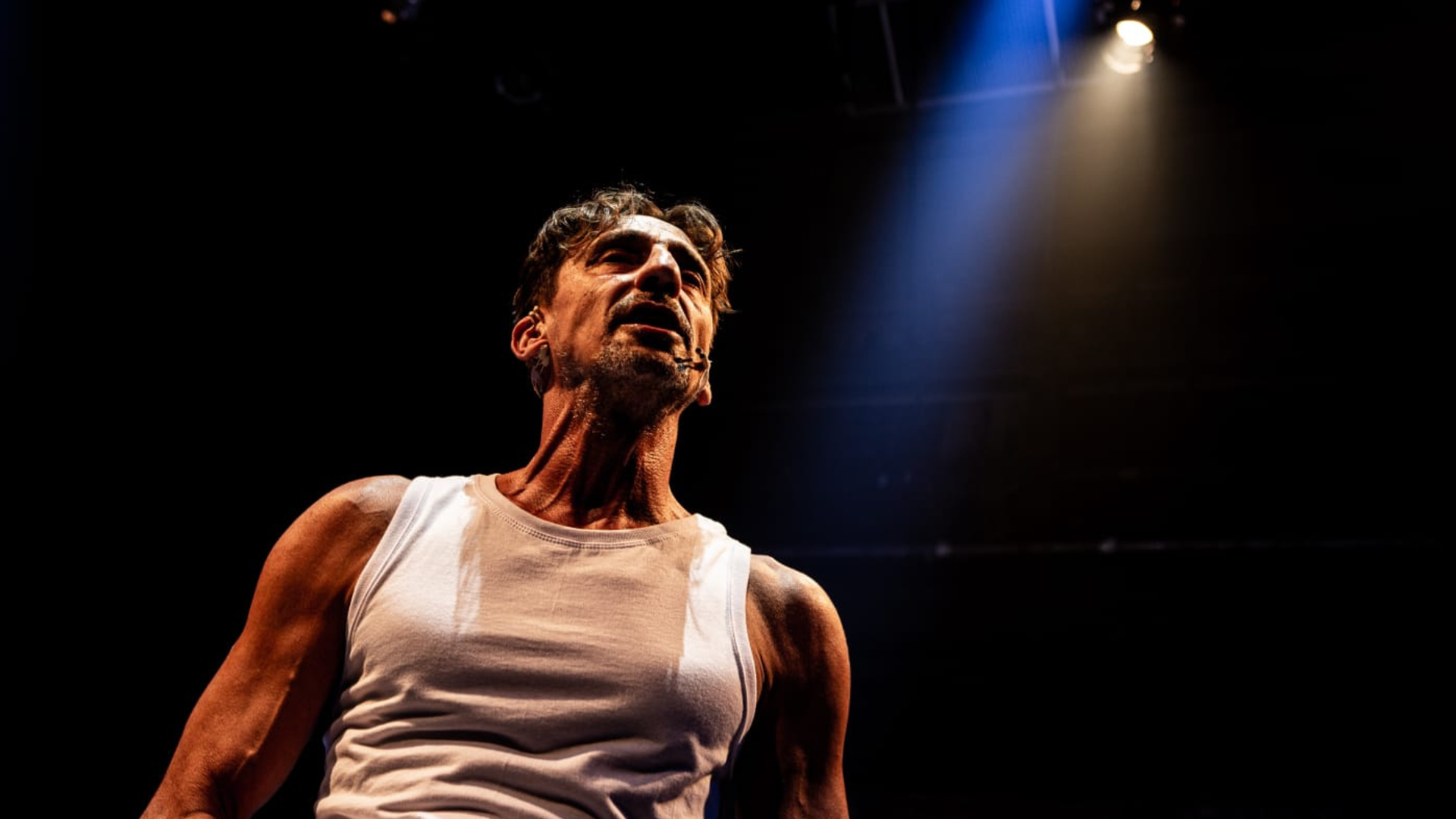 LET’S PLAY THAT OU VAMOS BRINCAR DAQUILO