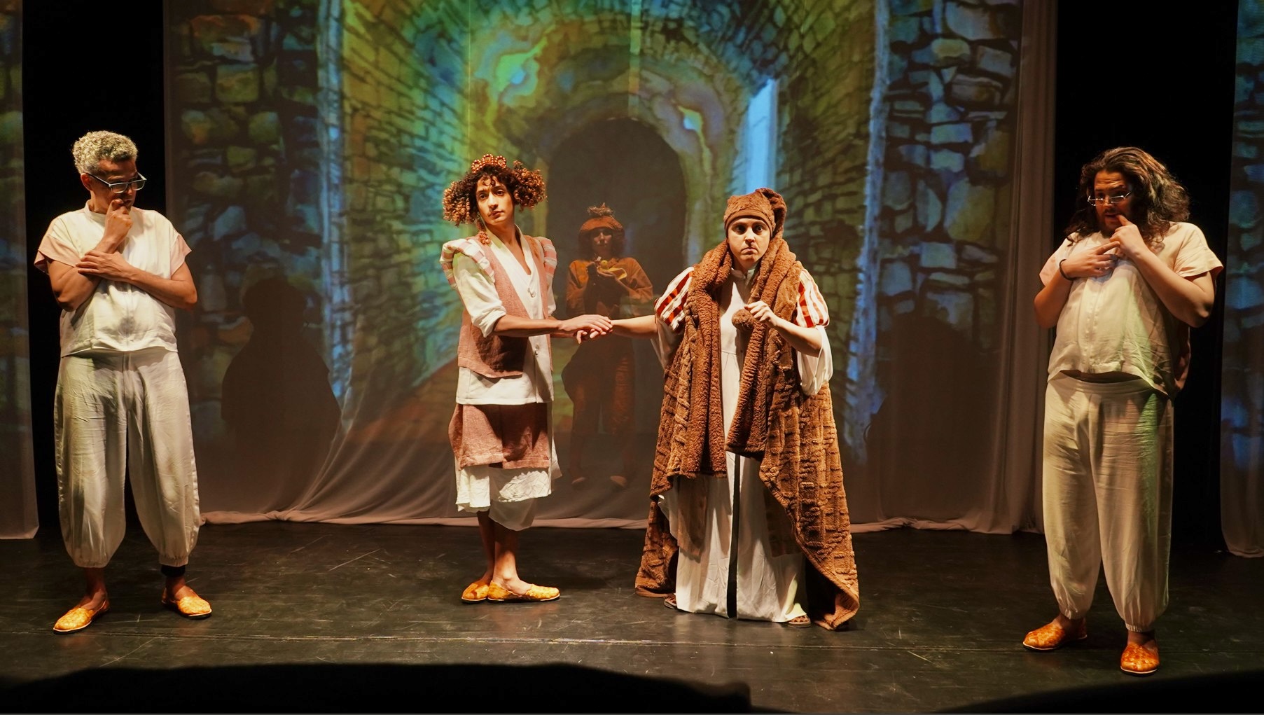 Um festival que mostra como o teatro do mundo retrata as crianças